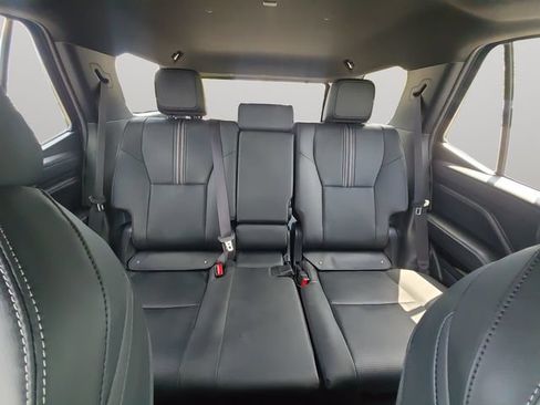 Certified 2026 Toyota 4Runner Limited AWD/4WD image 17