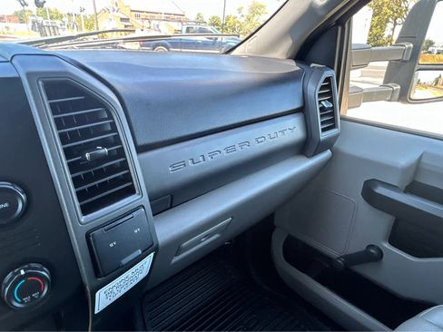 Used 2019 Ford F450 XL image 27