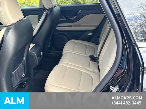 Used 2025 Lincoln Corsair AWD w/ Equipment Group 101A image 26