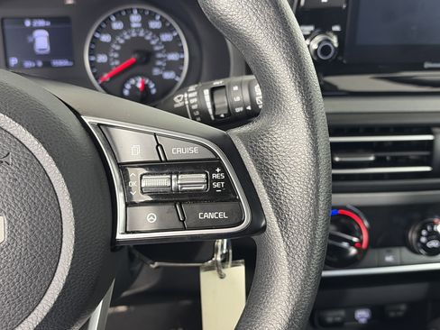 Used 2023 Kia Seltos LX image 27