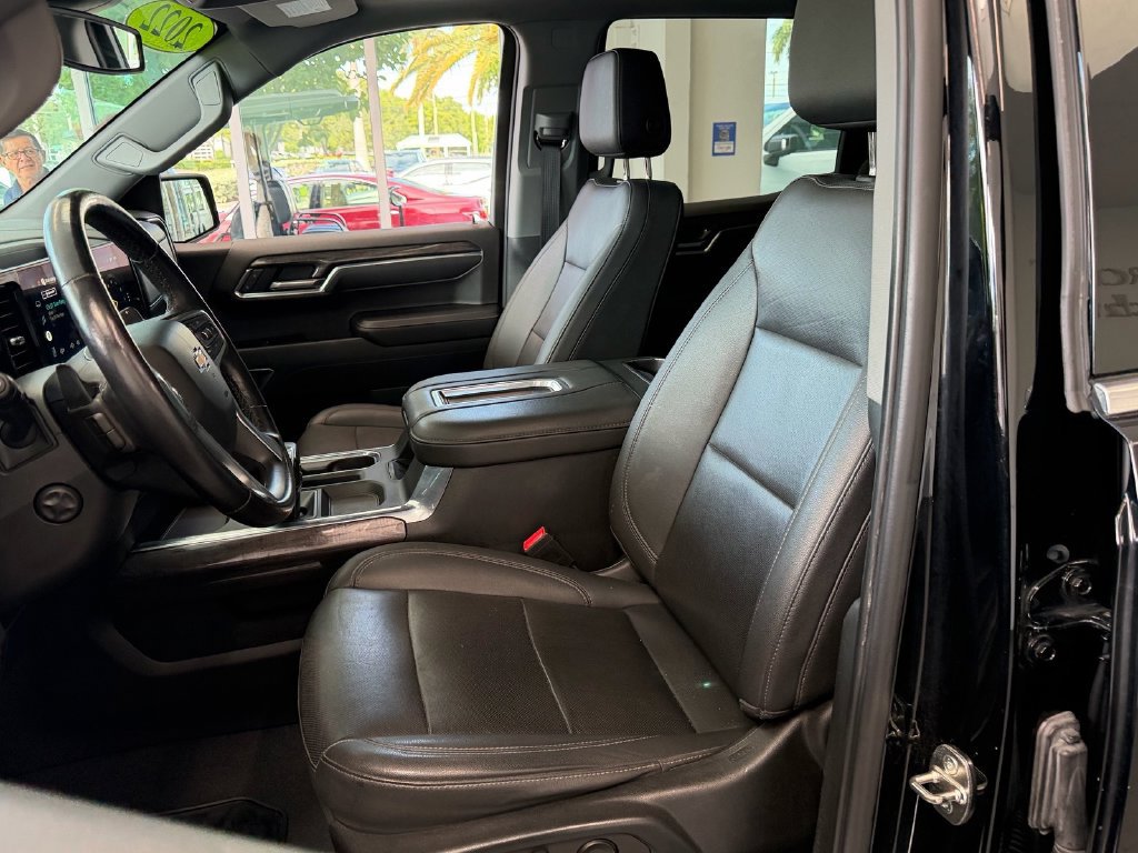 Certified 2022 Chevrolet Silverado 1500 LTZ w/ LTZ Premium Package AWD/4WD image 11