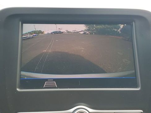 Used 2020 Chevrolet Equinox LT FWD image 24