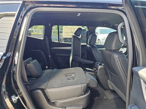 New 2025 Buick Enclave Preferred w/ Power Package image 13