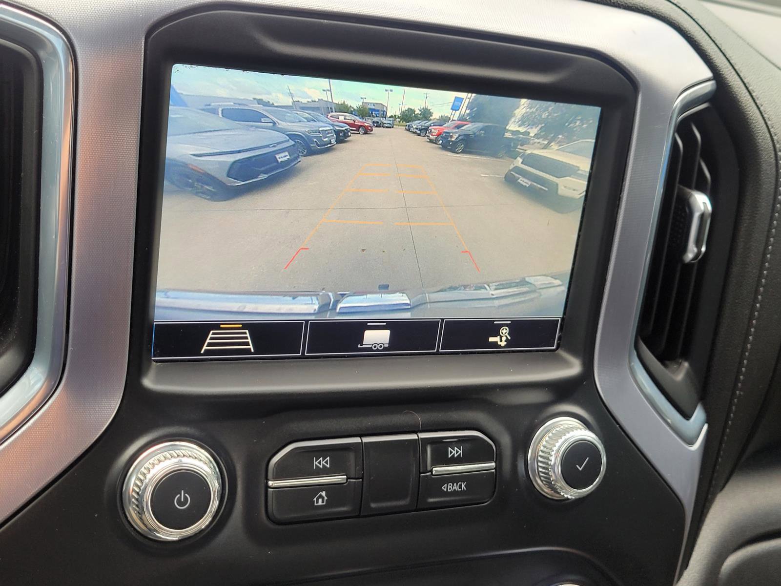 Used 2020 GMC Sierra 1500 SLT AWD/4WD image 26