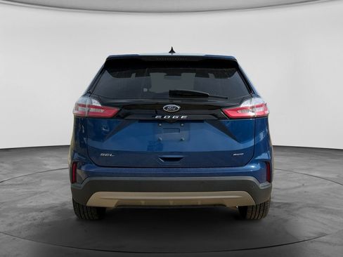 Used 2024 Ford Edge SEL AWD/4WD image 8