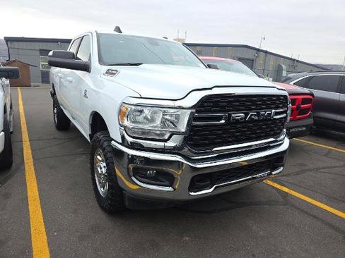 Used 2022 RAM 2500 Big Horn w/ Cold Weather Group image 2