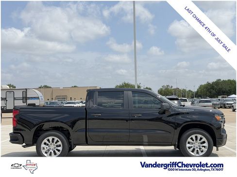 New 2026 Chevrolet Silverado 1500 Custom RWD image 3