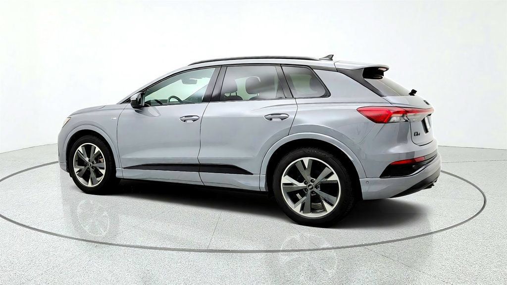 Used 2024 Audi Q4 e-tron Premium Plus w/ Premium Plus AWD/4WD image 7