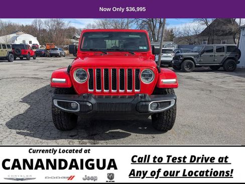 Used 2021 Jeep Wrangler Unlimited Sahara w/ Cold Weather Group image 7