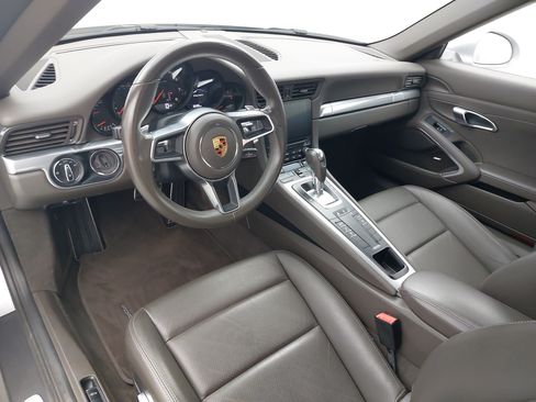 Certified 2018 Porsche 911 Carrera RWD image 17