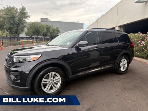 Used 2023 Ford Explorer XLT RWD image 1