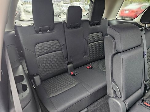 New 2025 Nissan Pathfinder SV image 27