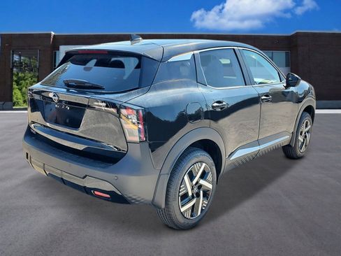 New 2026 Nissan Kicks SV FWD image 6