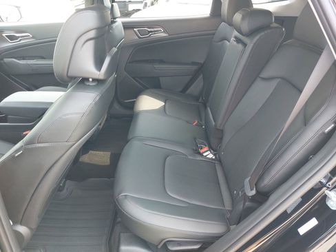 New 2026 Kia Sportage EX image 16