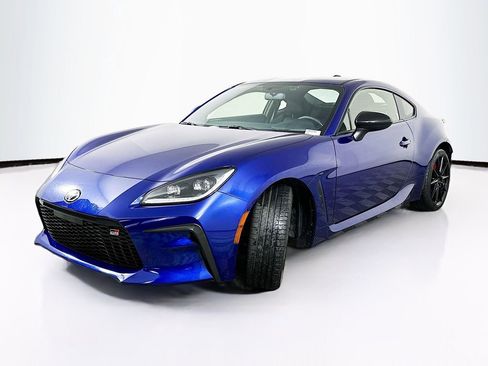 Used 2025 Toyota GR86 w/ Performance Package RWD image 2