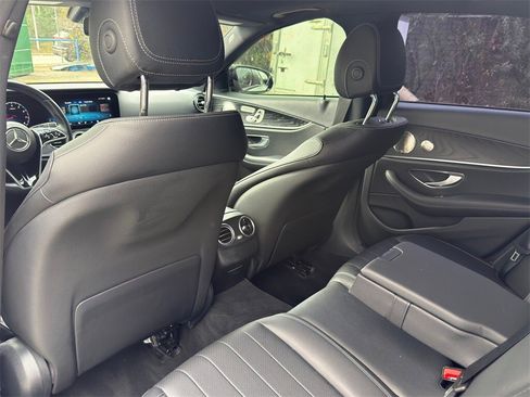 Used 2022 Mercedes-Benz E 350 E 350 w/ AMG Line Exterior image 29