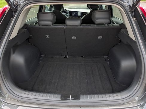 Certified 2023 Kia Niro Wind FWD image 18