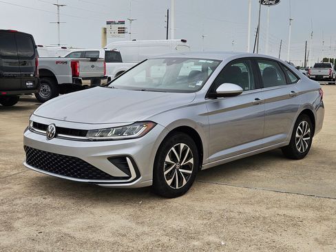 Used 2025 Volkswagen Jetta S FWD image 10