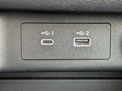 Used 2023 Nissan Rogue SV FWD image 23