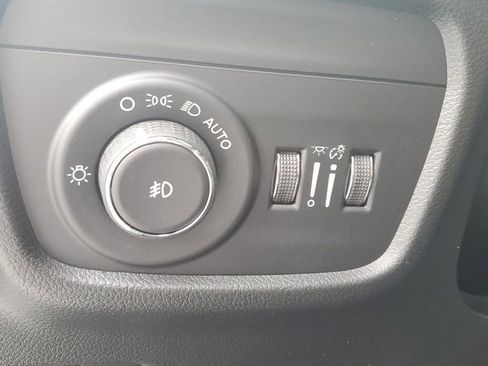 New 2026 Jeep Grand Cherokee L Limited image 25