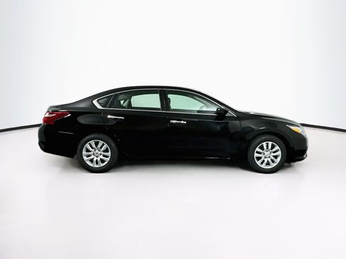Used 2018 Nissan Altima 2.5 S FWD image 10
