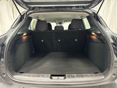 Used 2025 Nissan Kicks S AWD/4WD image 41