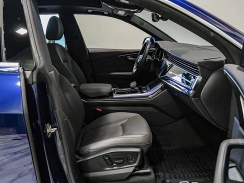 Used 2021 Audi Q8 Premium Plus w/ Premium Plus Package AWD/4WD image 32