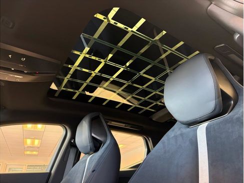 Used 2023 Fisker Ocean Extreme image 27