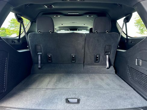 Used 2022 GMC Yukon XL SLE w/ Max Trailering Package image 18