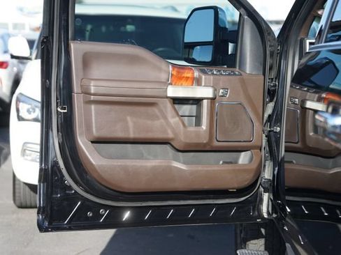 Used 2022 Ford F250 King Ranch w/ Tremor Off-Road Package AWD/4WD image 31