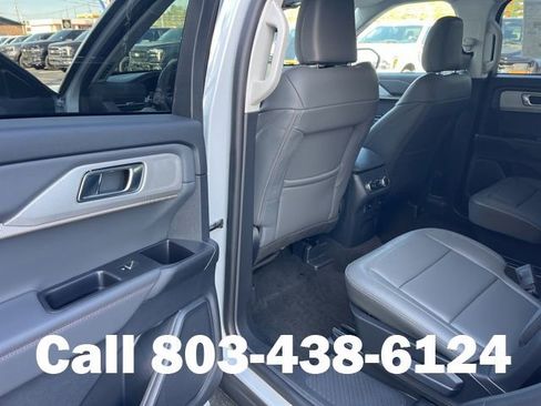 New 2026 Ford Explorer Active image 10