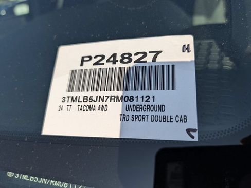Used 2024 Toyota Tacoma TRD Sport w/ TRD Sport Upgrade Package AWD/4WD image 37