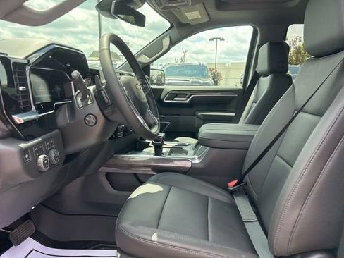New 2026 Chevrolet Silverado 1500 LTZ w/ LTZ Premium Package AWD/4WD image 15