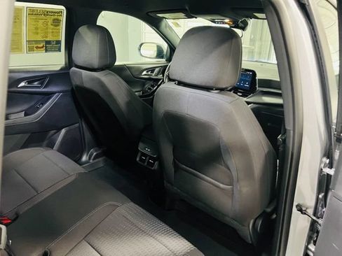 Used 2026 Chevrolet Equinox LT FWD image 28