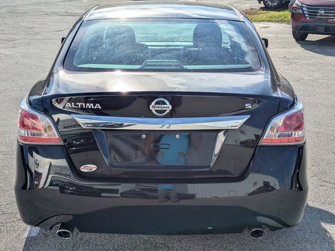 Used 2015 Nissan Altima 2.5 S w/ Power Driver Seat Package image 6