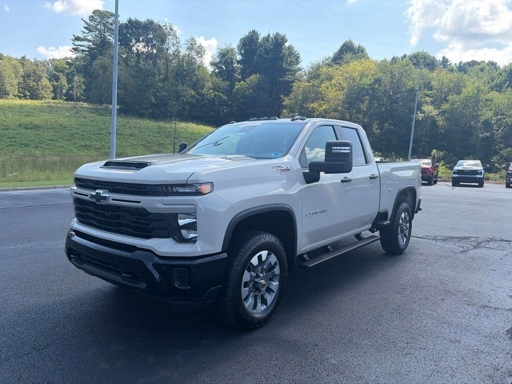 New 2026 Chevrolet Silverado 2500 Custom w/ Custom Value Package AWD/4WD image 4