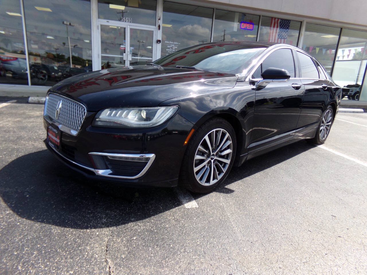 Used 2017 Lincoln MKZ Premiere FWD image 7