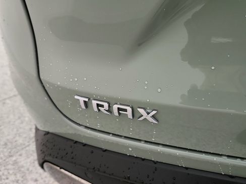 New 2026 Chevrolet Trax ACTIV w/ Sunroof Package image 17