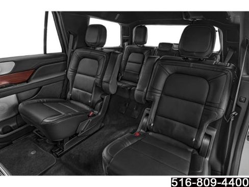 Used 2023 Lincoln Navigator Reserve AWD/4WD image 14