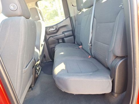 Used 2022 Chevrolet Silverado 1500 Custom w/ Safety Confidence Package image 21