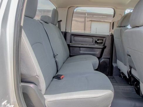 Used 2018 RAM 2500 Tradesman w/ Chrome Appearance Group AWD/4WD image 31