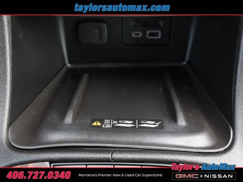 Used 2021 GMC Acadia Denali w/ GMC Pro Grade Package image 30