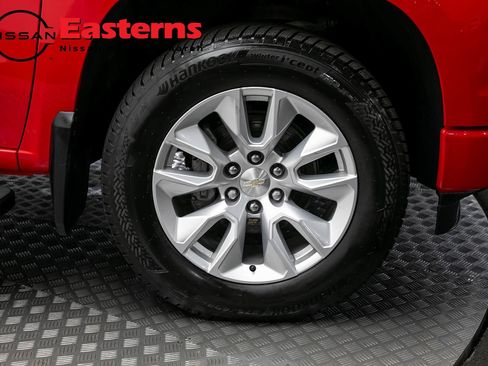 Used 2024 Chevrolet Silverado 1500 Custom AWD/4WD image 30