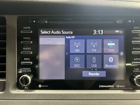 Used 2018 Toyota Sienna XLE Premium image 14