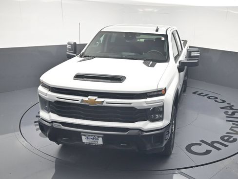 Used 2024 Chevrolet Silverado 2500 Custom w/ Custom Convenience Package AWD/4WD image 31