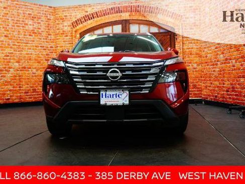 Certified 2024 Nissan Rogue SV w/ SV Premium Package AWD/4WD image 2