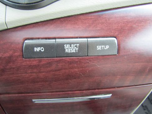 Used 2013 Toyota Sienna XLE FWD image 33