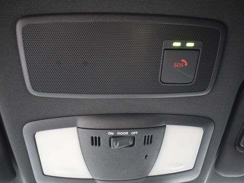 Used 2023 Nissan Z w/ Floor Mat Package (L93) RWD image 33