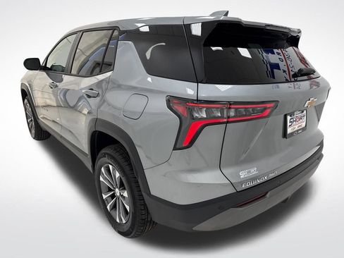 New 2026 Chevrolet Equinox LT w/ Convenience Package II image 6