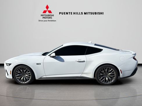 Used 2024 Ford Mustang GT Premium RWD image 8